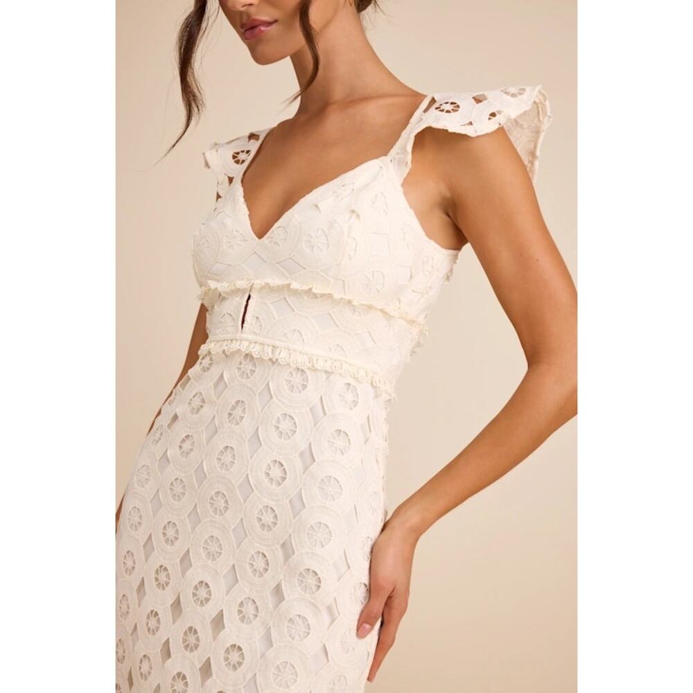 NWOT Just Me Adalyn Cream Crochet Lace Trumpet Midi Dress M - Picture 3 of 4